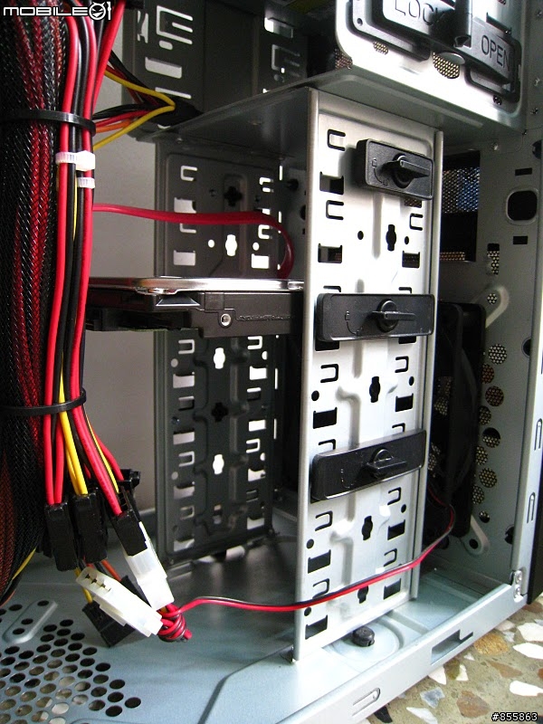 近期新的愛用機殼 - CoolerMaster Elite 371