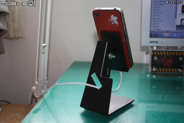 自製IP4專用金屬手機架 (新手拍照&作品粗糙慎入)