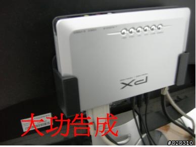 大通F9電視盒不僅是看電視，也讓我書桌也變大了