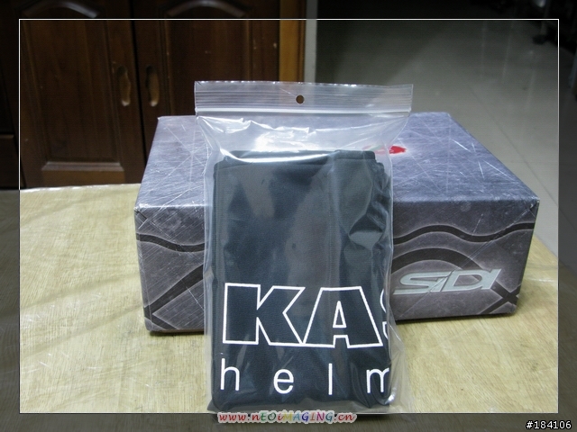 [開箱]Kask Vertigo 一級公路車安全帽(黑/白)