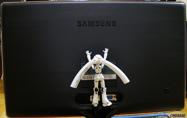 [開箱] 燒燙燙的水晶漾框-SAMSUNG S22A350H