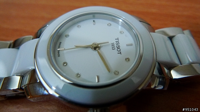 出社會後的第一只錶 TISSOT Cera 陶瓷錶