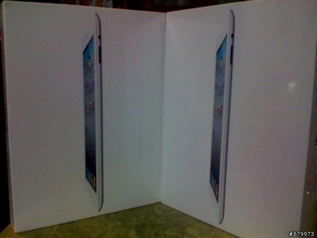 iPad 2 半開箱(很多人已經開過箱,小弟我就不開了,分享一下拿到的喜悅還有.... QQ)