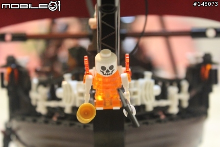 [開箱] LEGO Pirates of the Caribbean-4195 Queen Anne's Revenge