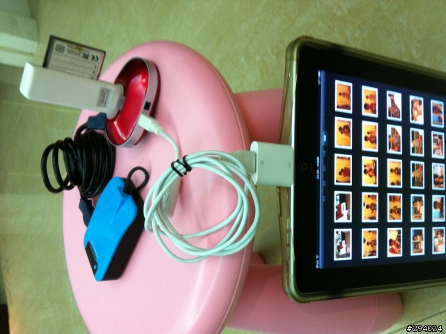 [很土但有效] iPad + 行動電源 + USB Hub + Camera Kit = 攜帶式數位相片儲存解決方案