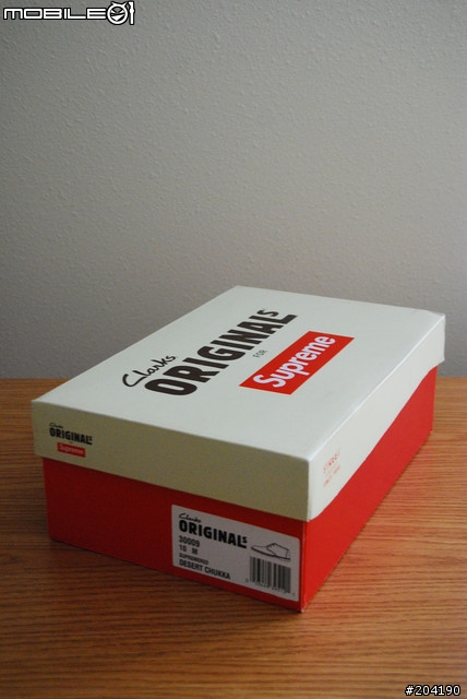 [開箱] Supreme X Clarks Originals Desert Boot