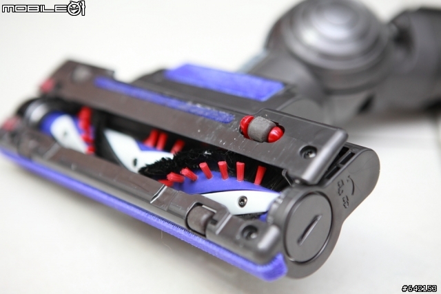 [開箱] 艷麗出擊 dyson DC26 carbon fiber complete