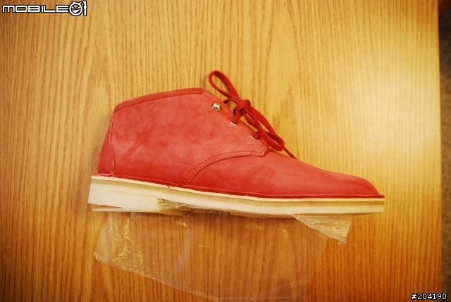 [開箱] Supreme X Clarks Originals Desert Boot