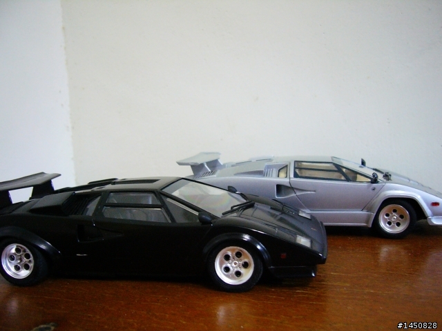 <胖牛VS瘦牛>  Lamborghini countach (TAMIYA 1/24)