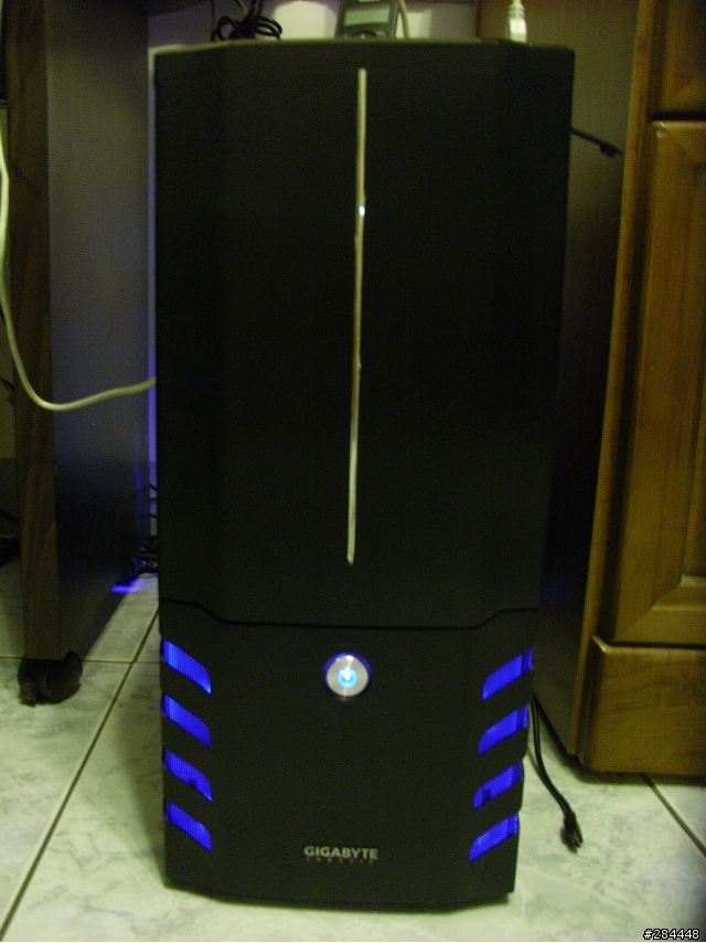 [技嘉機殼開箱文] Gigabyte iSOLO 3134