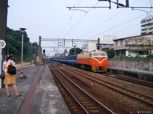 火車蓋大樓