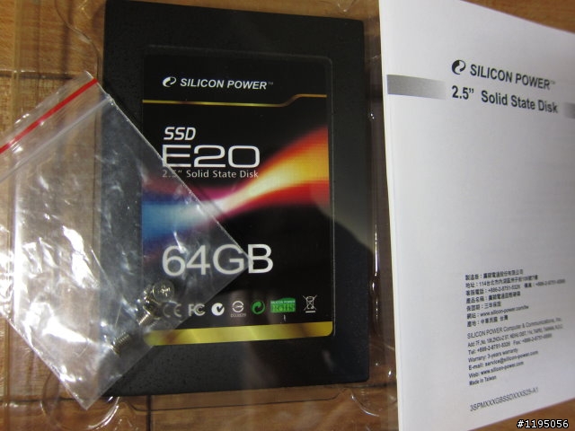 簡易開箱 SILICON POWER E20 64G SSD