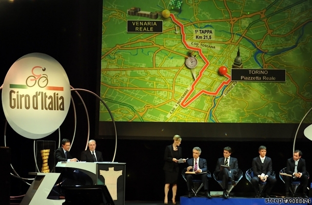 2011 Giro d'Italia 環義大利自行車賽 開場文