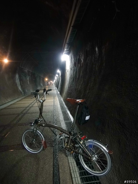 帶著小布坐火車....周末假日輕鬆走~十分車站to福隆