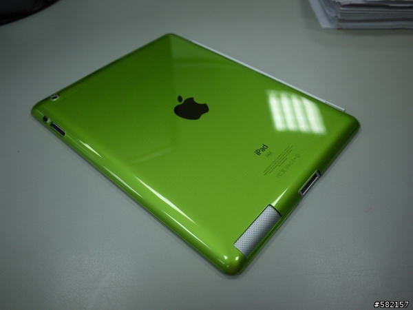 [分享]我的青蘋果(iPad2透明保護殼)