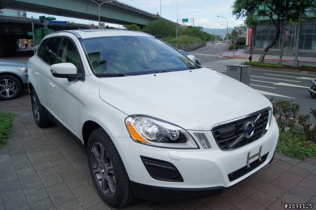XC60 D5不專業開箱文