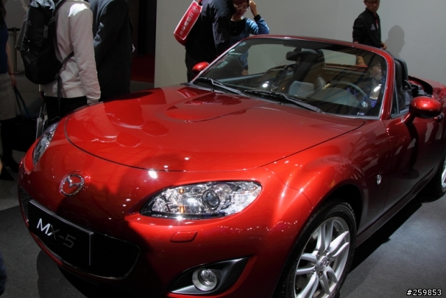 2011 上海車展 ---Mazda