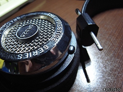 嗚呼哀哉~~Grado 325is  好心的朋友~ 請來救命~