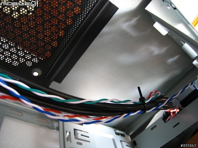近期新的愛用機殼 - CoolerMaster Elite 371