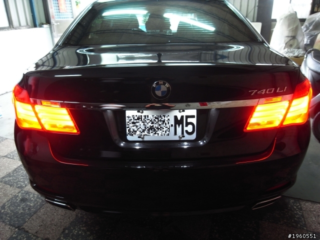 [新手開箱]11年 F02 740LI + 10年 320I 開篷照