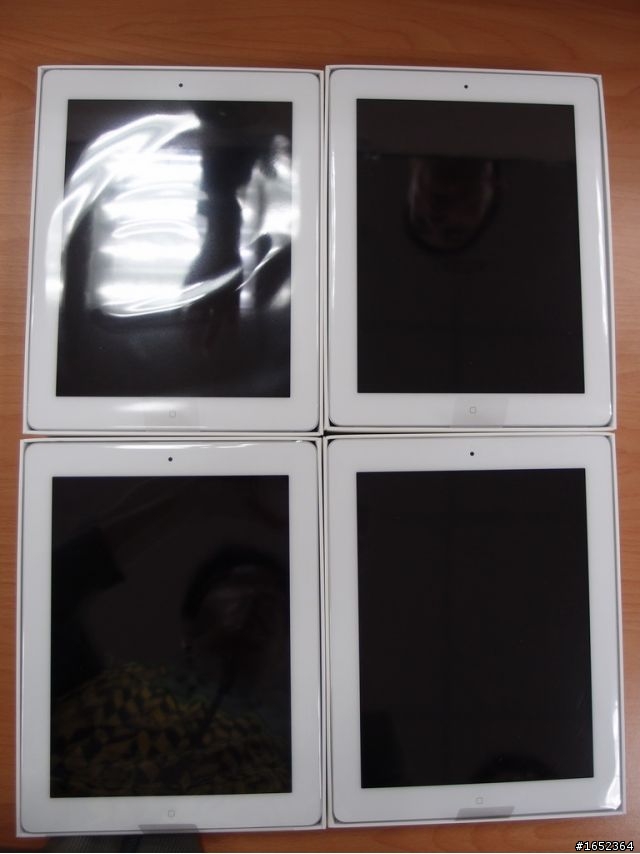 iPad2 小白*4 & golla 亂入開箱~~~