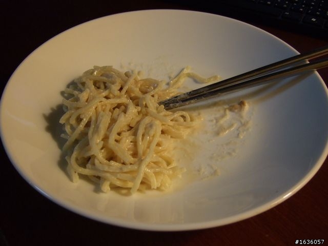 [暗黑料理] 草莓牛奶
