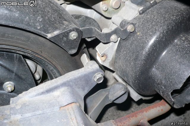 車子(JR)被撞了~這樣修起來大概要多少丫?