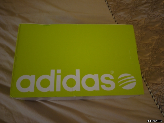 開箱: adidas 懶人鞋 Court Adapt