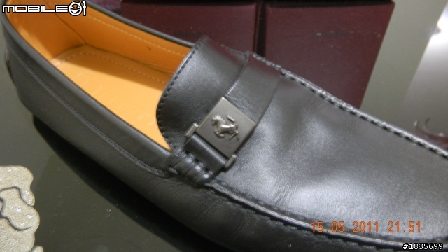 TOD'S 限量豆豆鞋