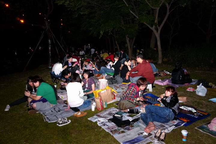【GLAY台北演唱會】 華山售票夜排實況轉播