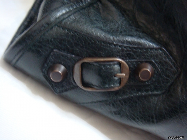 (開箱)低調銷魂黑之BALENCIAGA