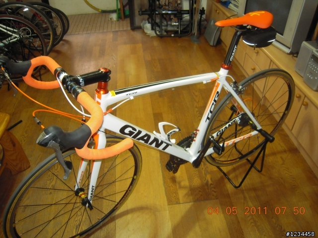 2011 GIANT  車架版TCR 開箱!! 小橘的誕生~!