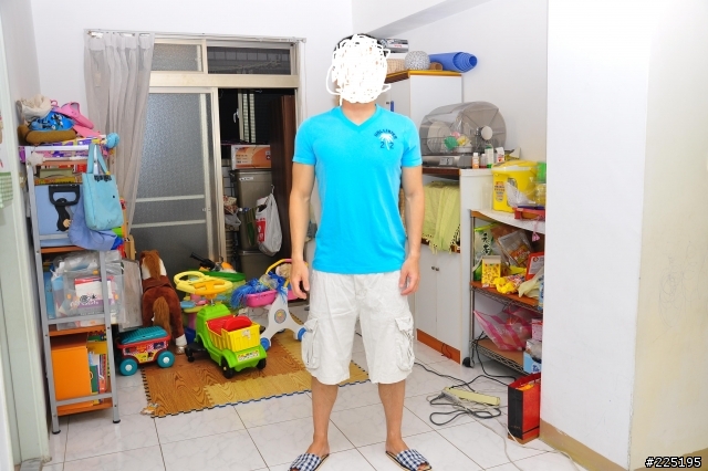 第一次買Hollister.