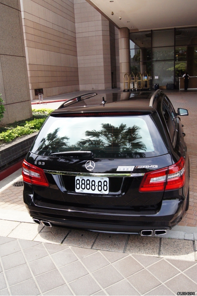 巧遇E63    ///AMG