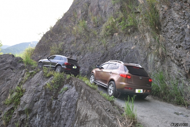 AUDI Q5 off road~尖石小景屏溫泉