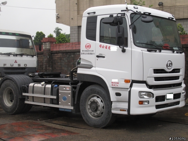 UD-Truck 35噸拖車頭~不專業簡易開箱