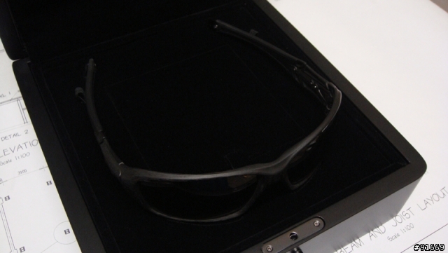 [開箱]OAKLEY C SIX CARBON FIBER