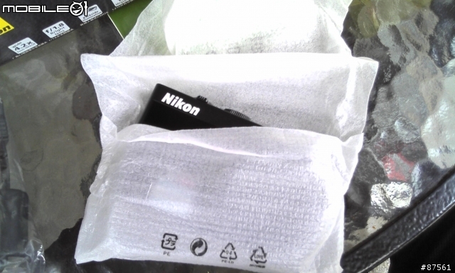 好不容易搶到一台NIKON P300到此開箱~~~~