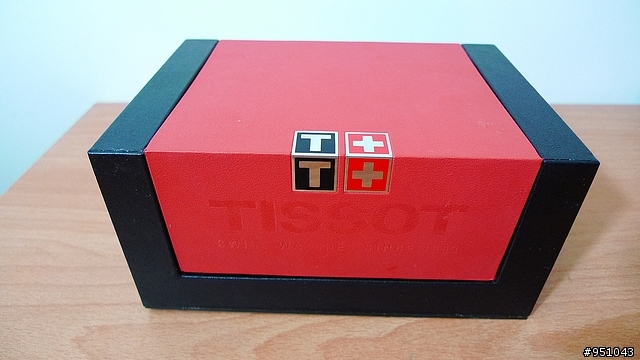 出社會後的第一只錶 TISSOT Cera 陶瓷錶