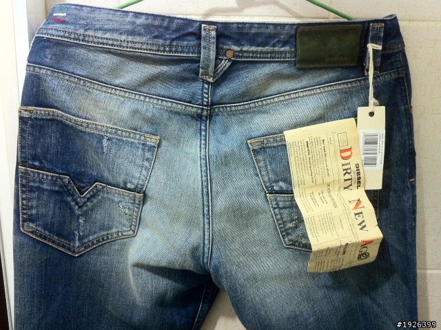 [開箱] Diesel LARKEE-T 74F