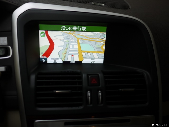 [電子新"跪"--開箱分享] 媽呀 我該死 都已經跪在地上了 還花兩百萬 Volvo XC60 T5~ 交車半個多月了
