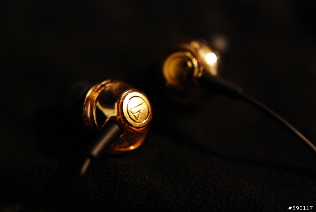 [開箱] Audio-technica 入門款  ATH-CKM55 & ATH-RE70