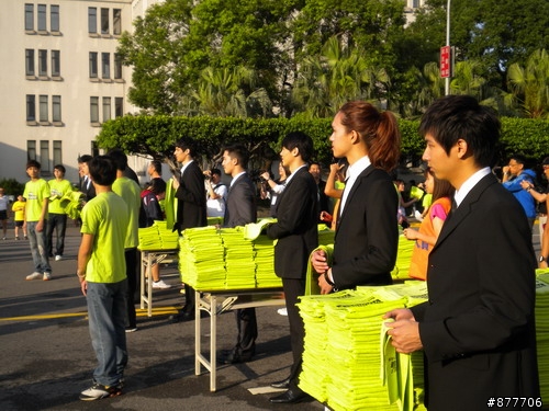 5/29 NIKE woman run