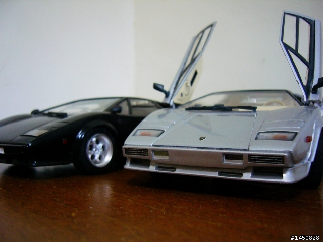 <胖牛VS瘦牛>  Lamborghini countach (TAMIYA 1/24)