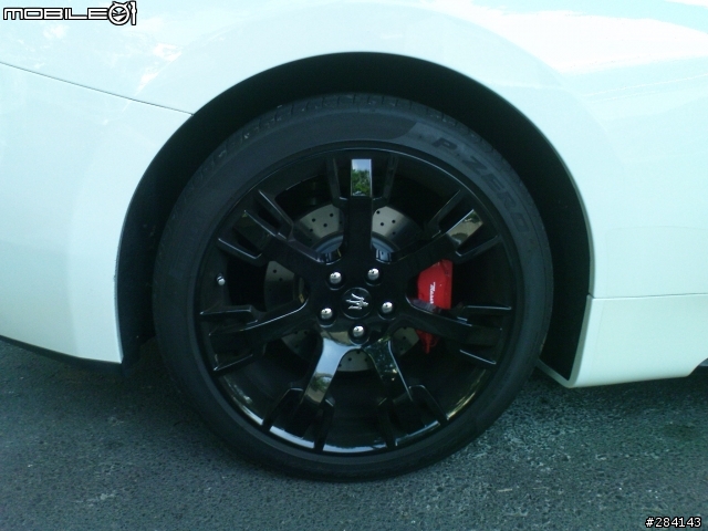台南東寧路上,看到的Maserati GranTurismo 三叉戟GT跑車