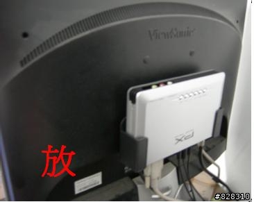 大通F9電視盒不僅是看電視，也讓我書桌也變大了