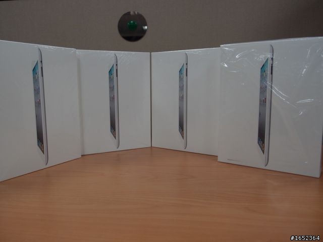 iPad2 小白*4 & golla 亂入開箱~~~