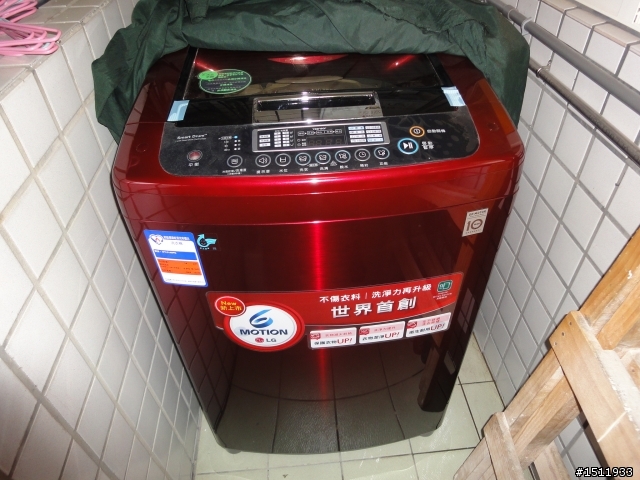 14年電梯大樓"簡約木頭窄房".....