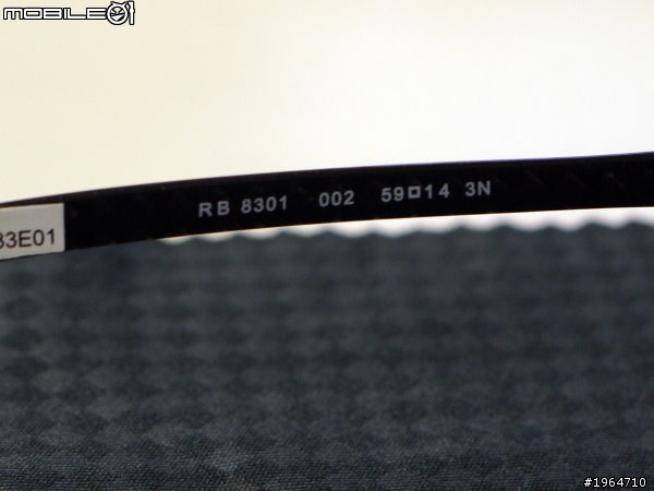 [分享] Ray-ban TECH Carbon 碳纖維 Sunglasses (RB8301)