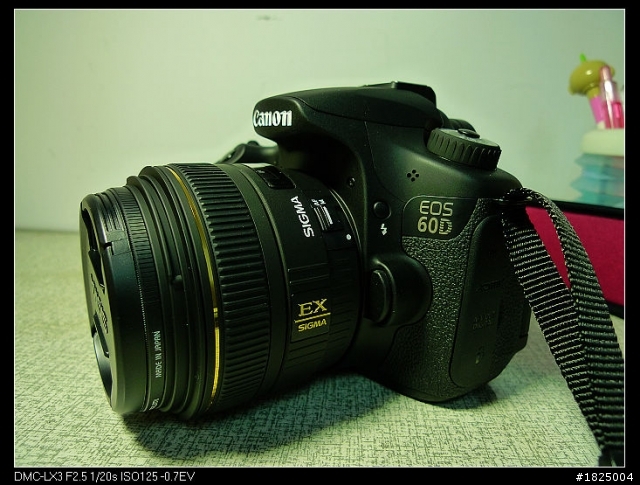 幾經折騰，我的第一部DSLR，開箱~~